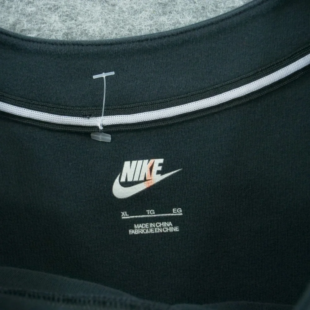 Nike Sportswear Top Womens Extra Large Black Metallic Polka Dot Graphic Print